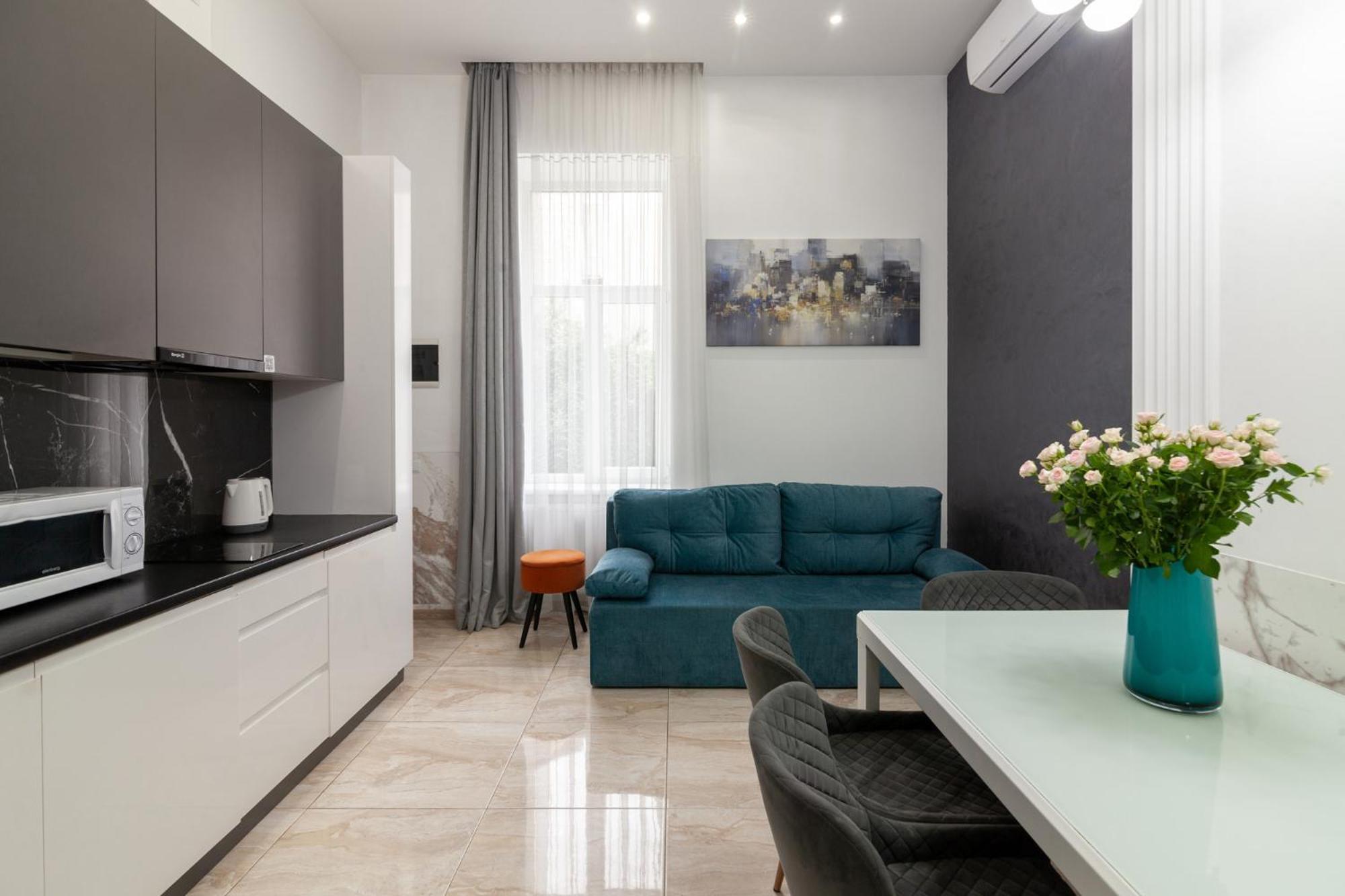 Royal Apartment On Franka 28 Leopoli Esterno foto